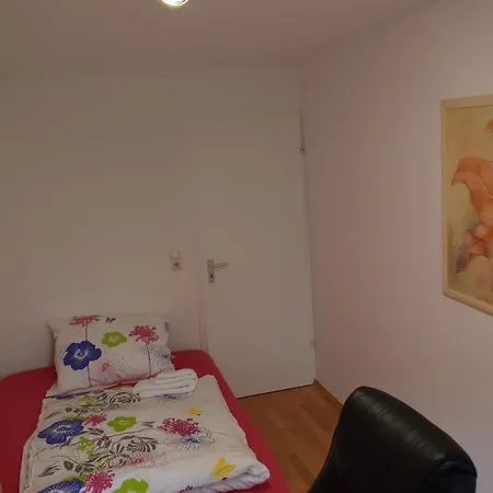 Homestay Olymuc Privatunterkunft Munich